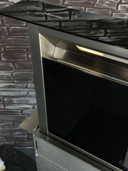Витяжна система Miele DA 6890 | У стільницю - Острівна 97 фото