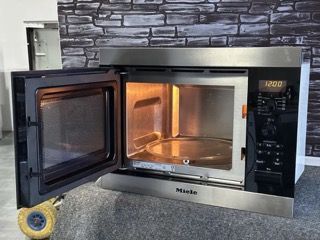 Вбудована Мікрохвильова піч Miele M 8151 1 фото