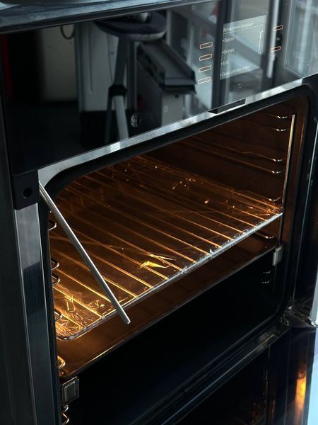 Духова шафа Miele H 6660 OBSW 1018 фото