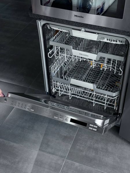 Комплект Техніки Miele на кухню - Духова шафа + Мікрохвильова піч + Холодильник Side by Side + Посудомийна машина 139 фото