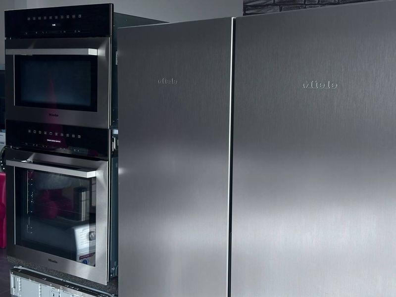 Комплект Техніки Miele на кухню - Духова шафа + Мікрохвильова піч + Холодильник Side by Side + Посудомийна машина 139 фото