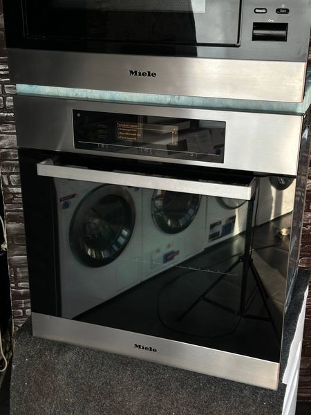 Комплект Miele: Духова шафа з Паровим Ударом H 5681 + Вбудована Мікрохвильова піч M 8161 87 фото