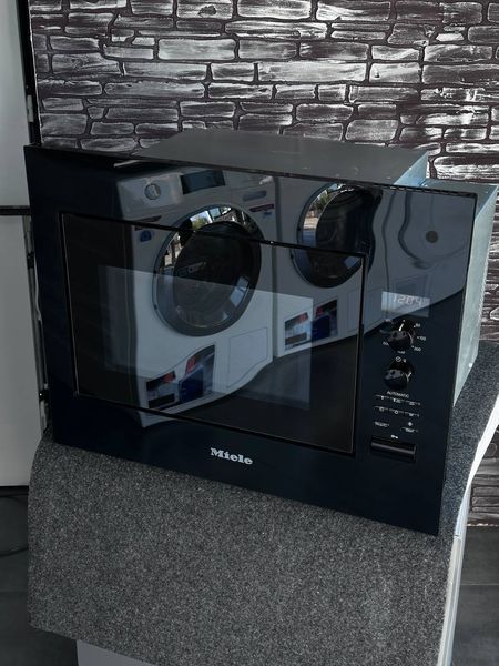 Вбудована Мікрохвильова піч Miele M 8260 - 2 Чорний Обсидіан 45 См 90 фото